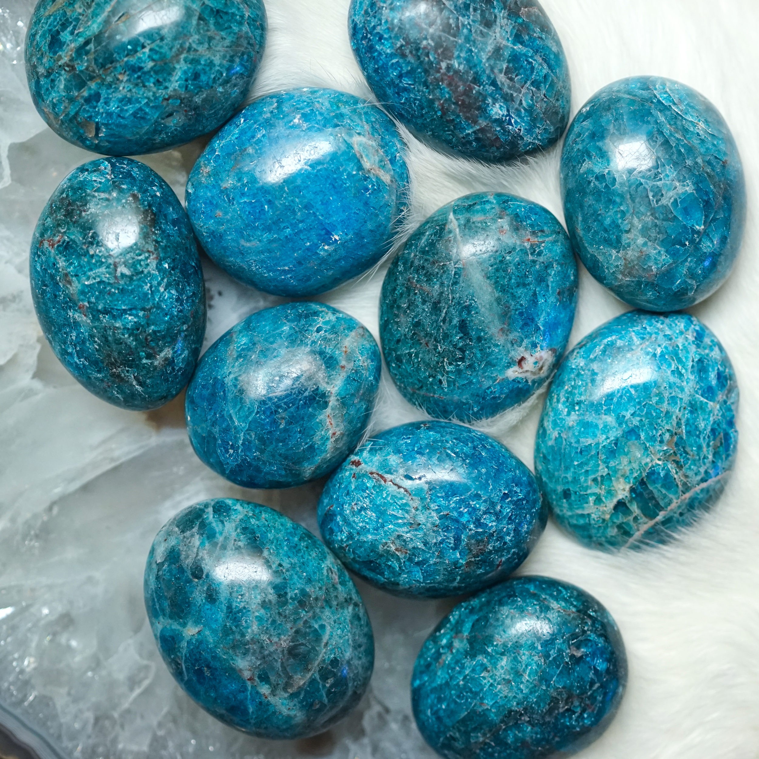 blue apatite meditation stones