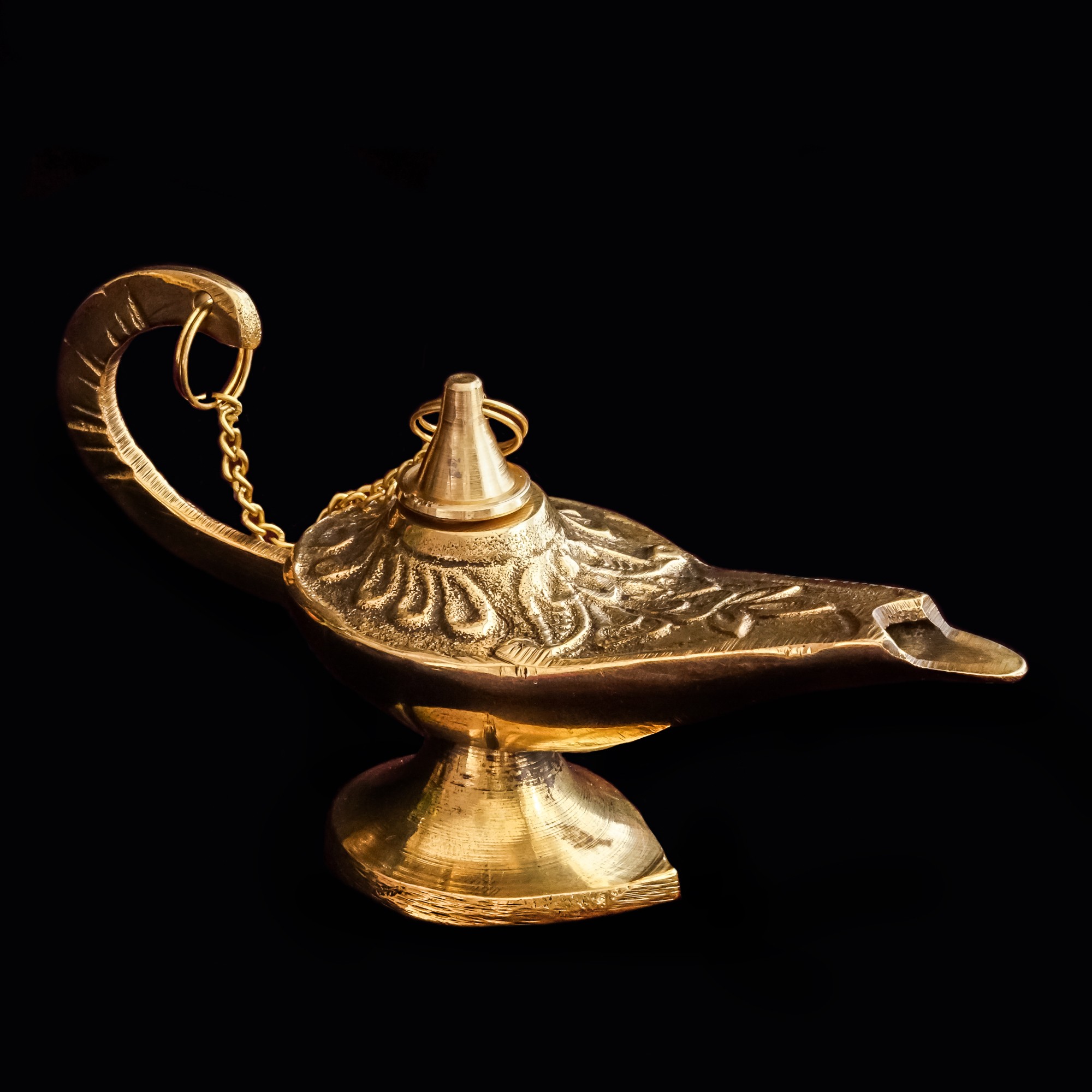 Aladin Genie Oil Brass Lamp 