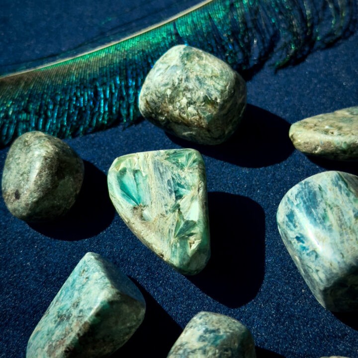 Tumbled Blue-Green Kyanite