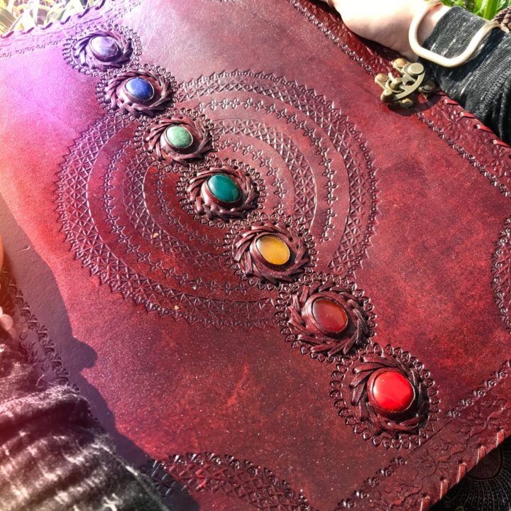 Chakra_Leather_Journals_3of5_11_21