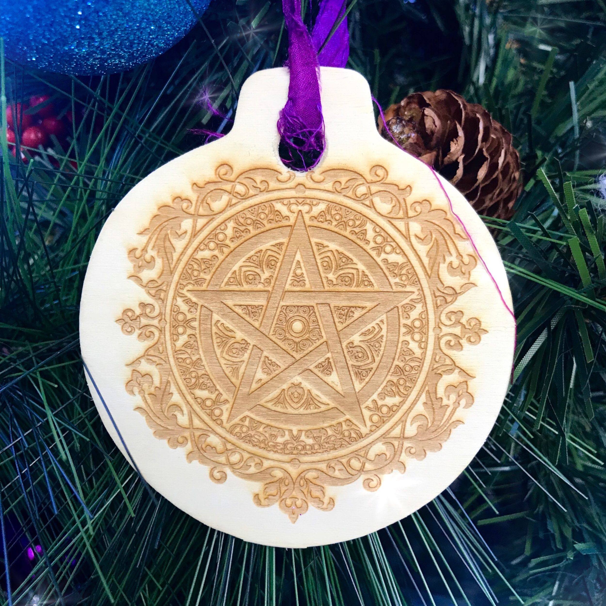 Blessed_Yule_Ornaments_5of5_11_10