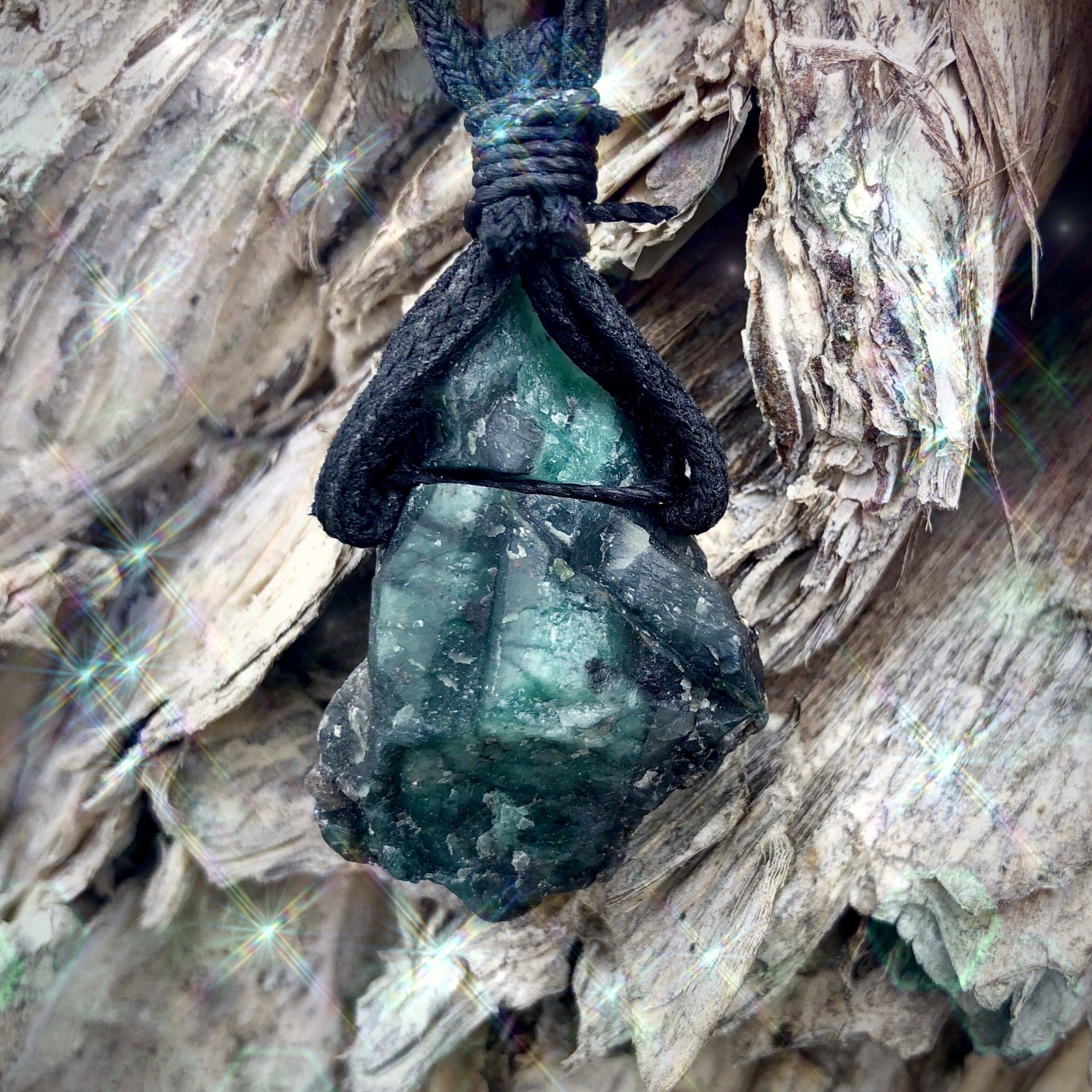 Emerald_Cord_Necklace_1of3_11_15