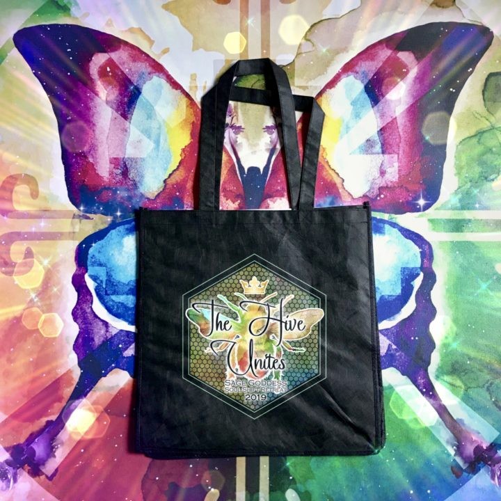 Retreat_Tote_PREORDER_3of4_7_1