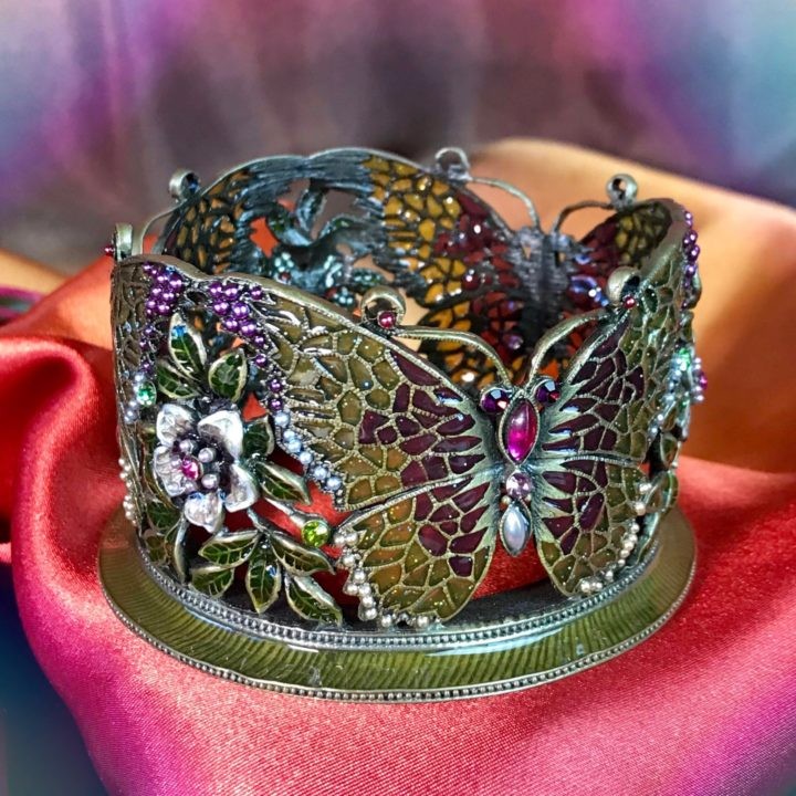 Transformation_Jeweled_Butterfly_Sphere_Stands_DD_5of5_8_14