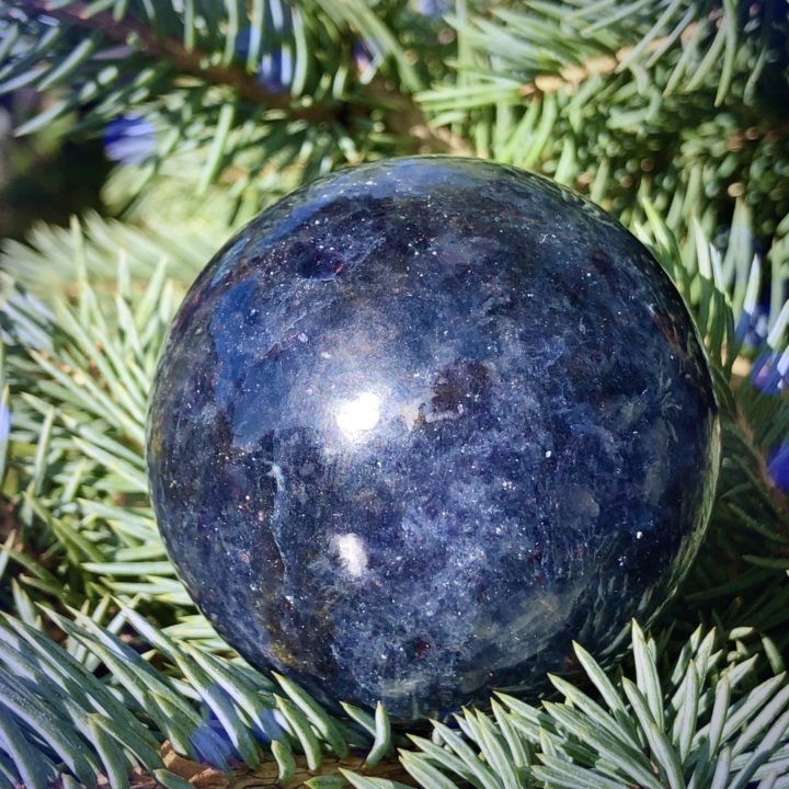 AAA Grade Iolite Spheres