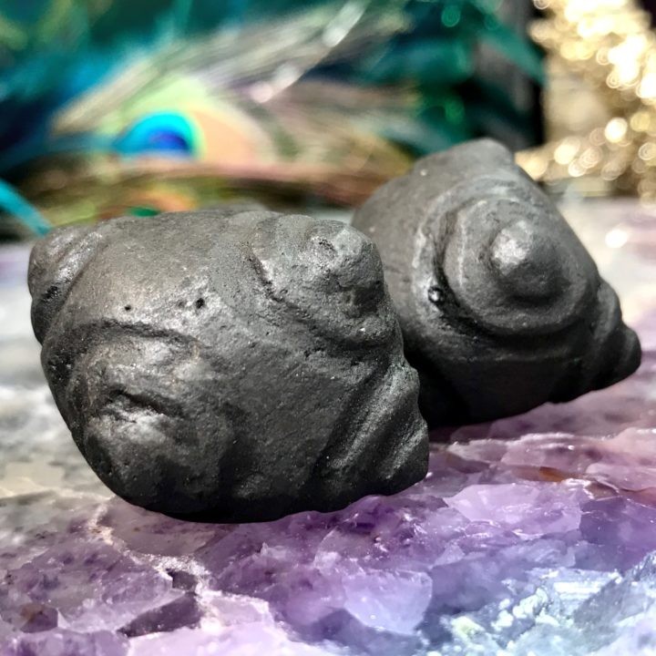 Hiwaya Black Meteorite Chumpi Stones