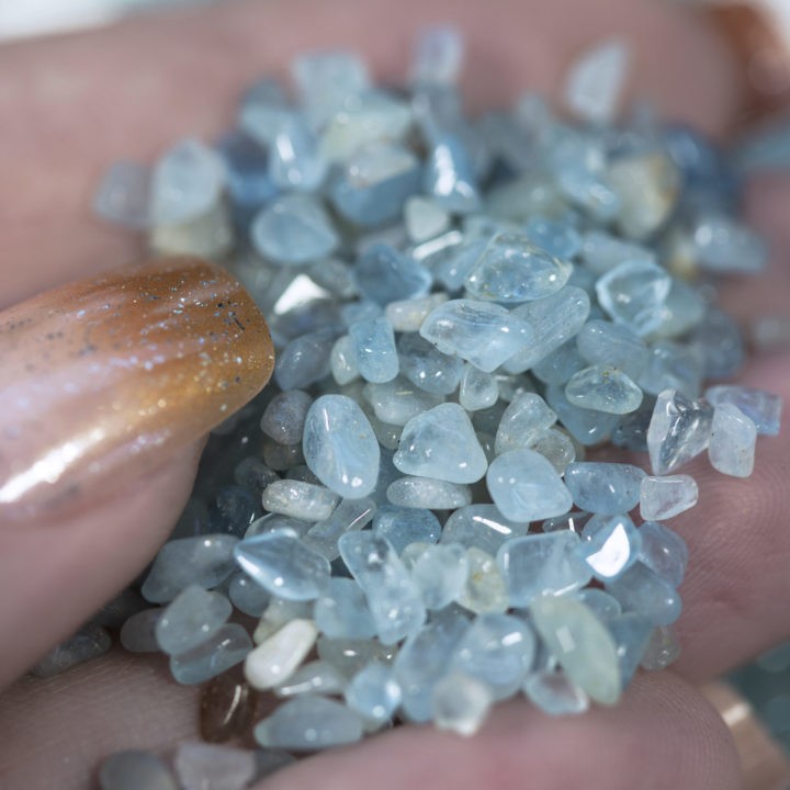 Tumbled Aquamarine Chip Stones