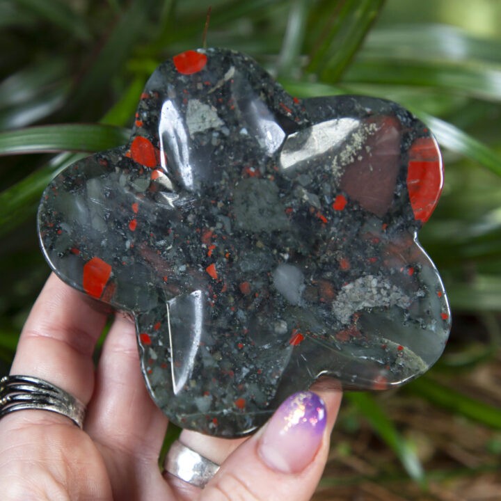 Ultra Healing Bloodstone Flower Bowl with Perfume and Gem Set