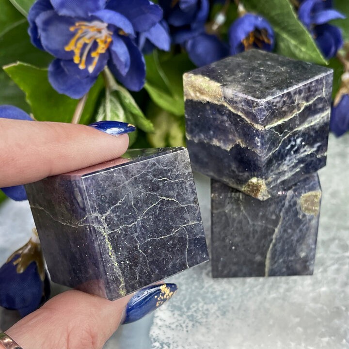 Grounded Guidance Iolite Cube