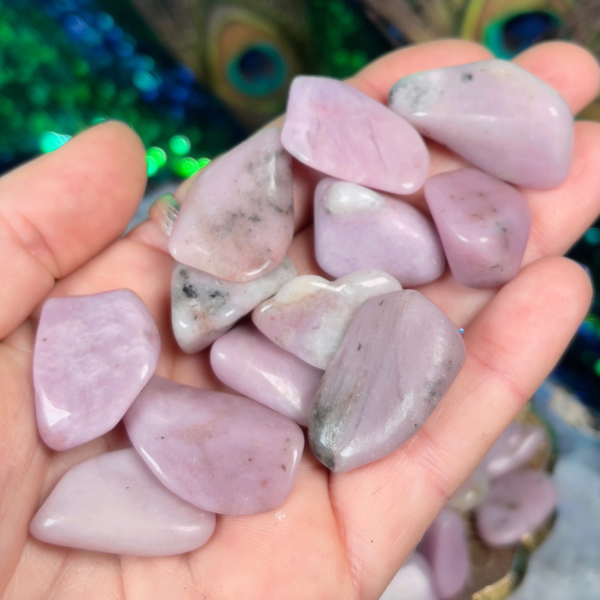 TOMYEUS Pink White Purple Crystal Quartz Natural Stone Streche