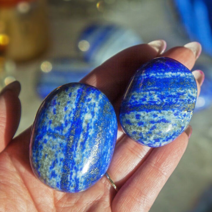 Queens Confidence Lapis Lazuli Palm Stone