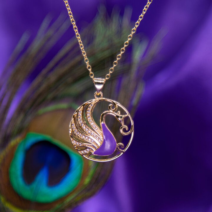 Show Your True Colors Peacock Zircon Necklace