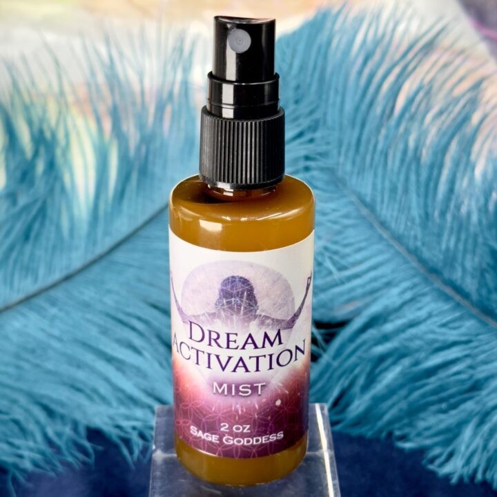 Dream Activation Mist with Blue Lotus and Elemi
