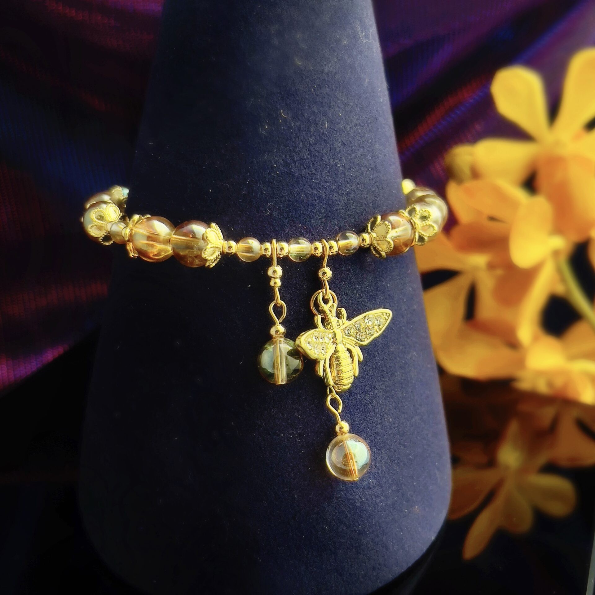 Cartier Bumble Bee Charm Bracelet | Charm bracelet, Ruby bracelet, Gold charm  bracelet