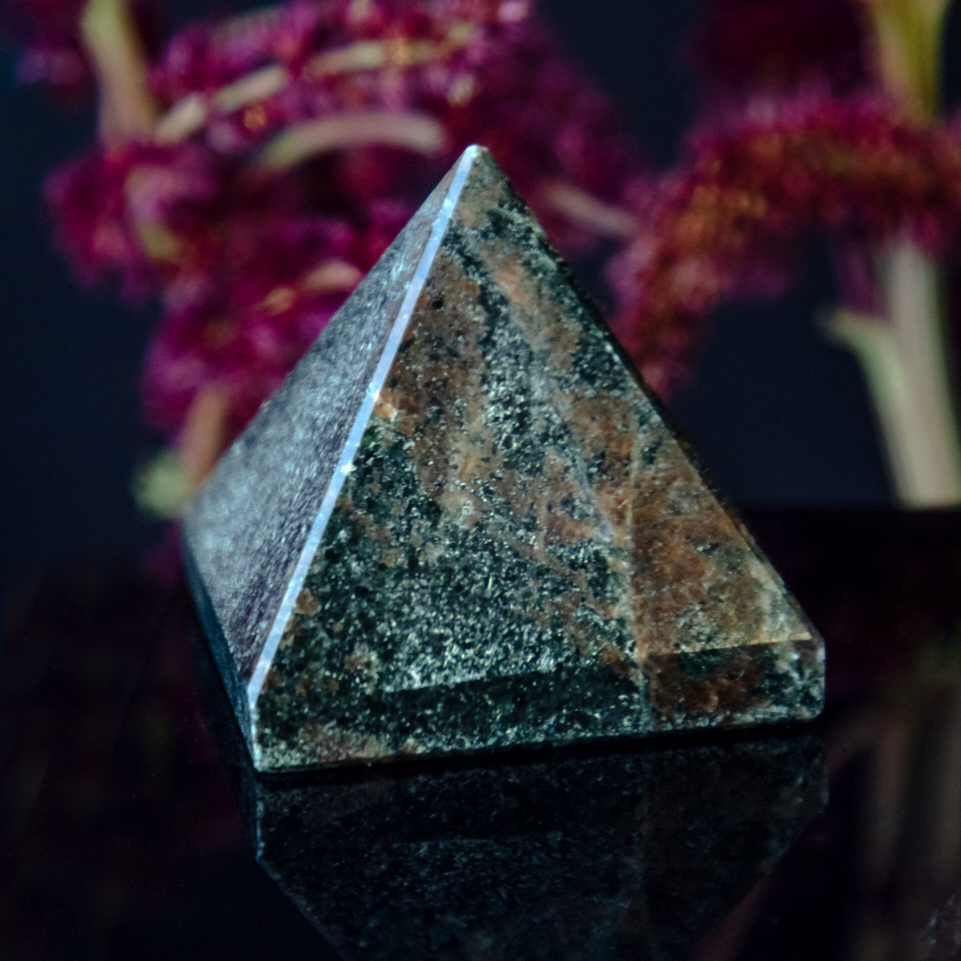 GARNET FACETED SPHERES - The Crystal Apothecary Co