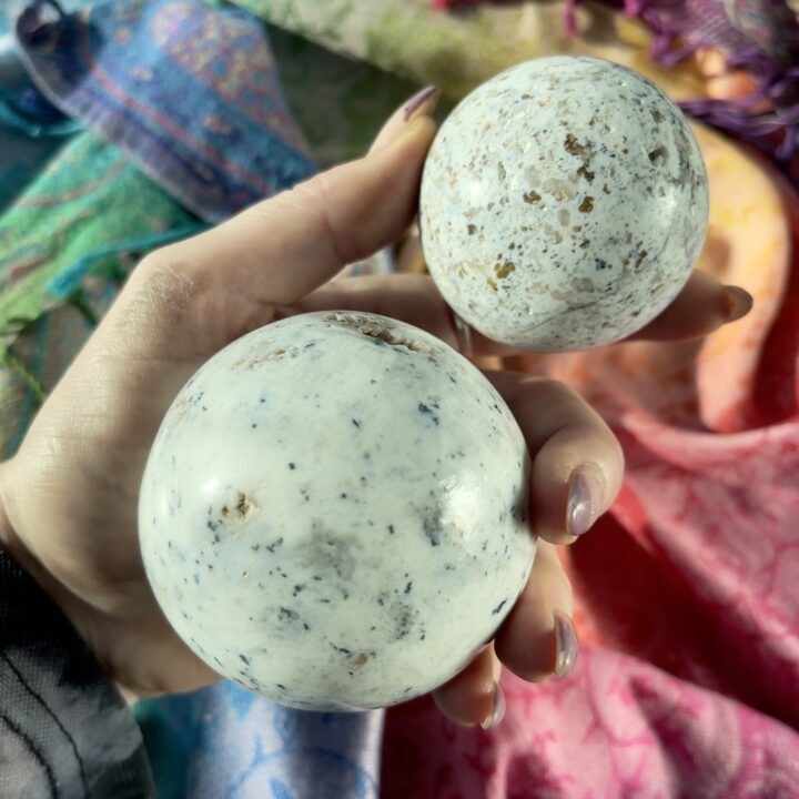 Dendritic Opal Sphere for Growth and Transformation